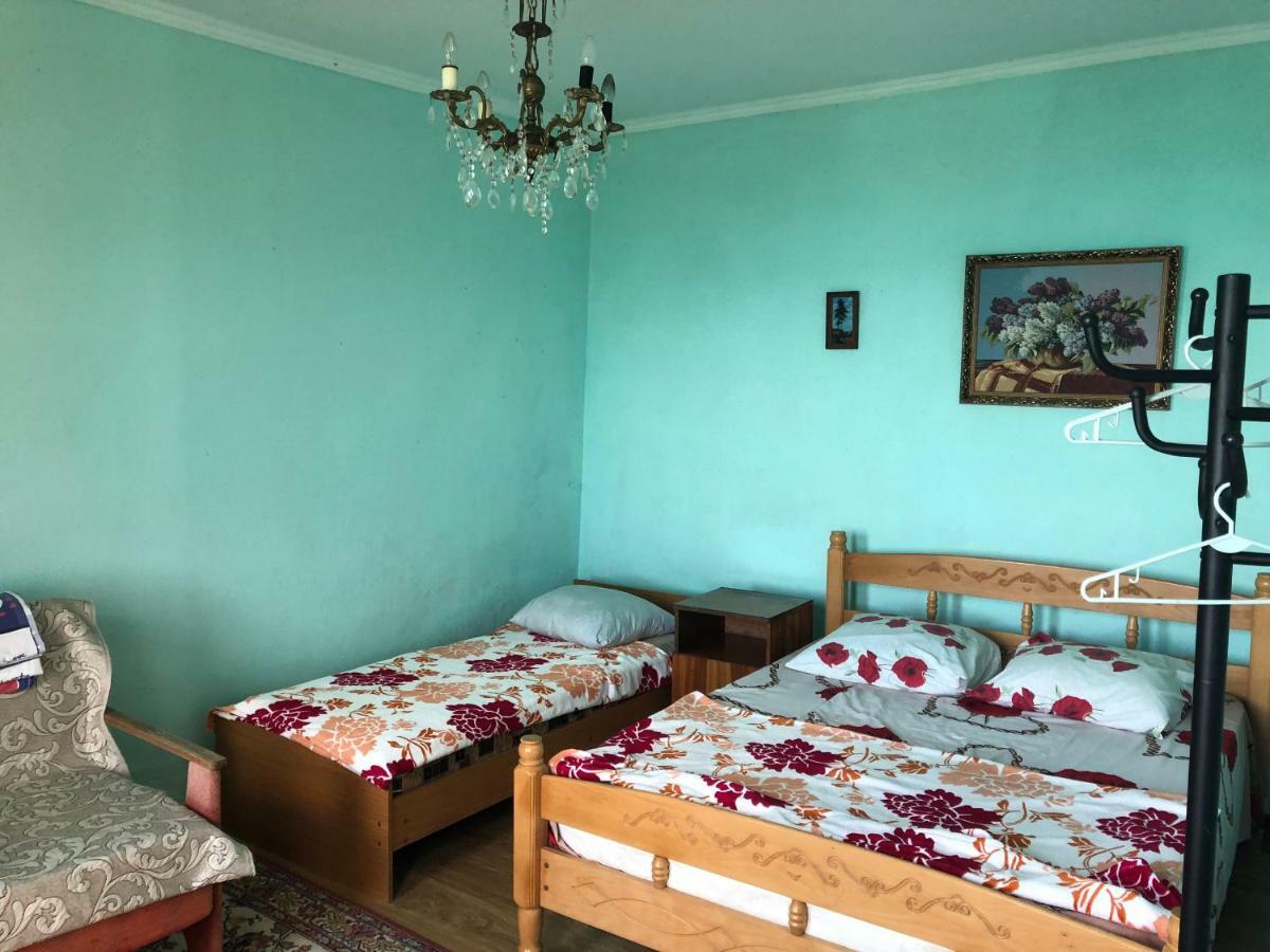 ホテルПанорама-Гагра エクステリア 写真